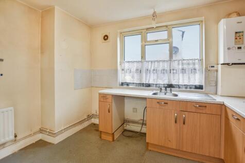 Flat A, 65 Riverdale Road, Plumstead, London, SE18 1PD