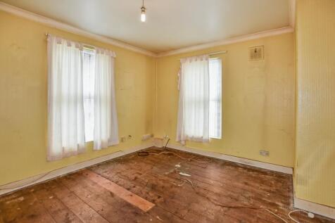 Flat A, 65 Riverdale Road, Plumstead, London, SE18 1PD