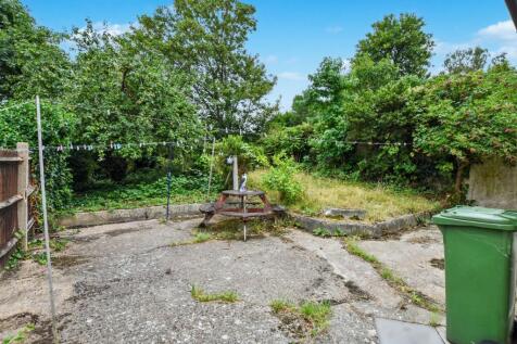 Flat A, 65 Riverdale Road, Plumstead, London, SE18 1PD