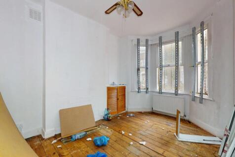 Ground Floor Flat, 79 Caulfield Road, East Ham, London, E6 2EL
