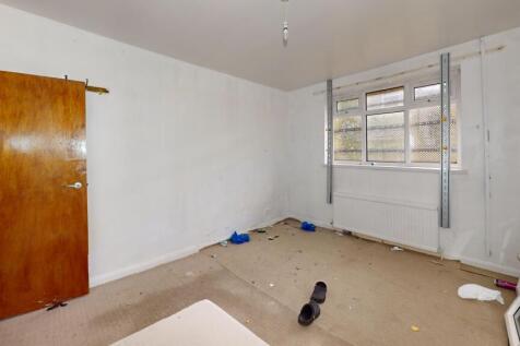 Ground Floor Flat, 79 Caulfield Road, East Ham, London, E6 2EL