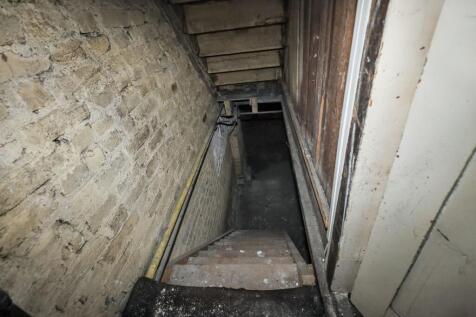 Ground Floor Flat, 9 Albert Square, Stratford, London E15 1HJ
