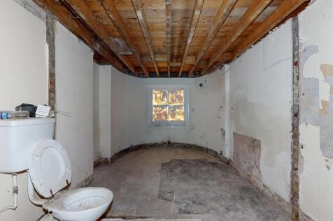 Flat A, 139 Balls Pond Road, Dalston, London, N1 4BG