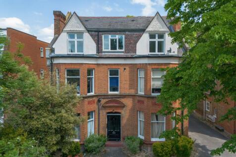 Flat 7, 5 Parklands, Surbiton, Surrey, KT5 8EA