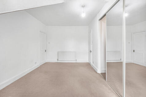 Flat 7, 5 Parklands, Surbiton, Surrey, KT5 8EA