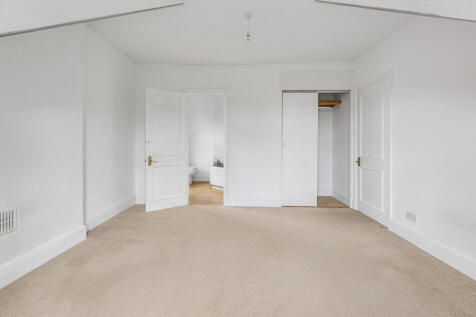 Flat 7, 5 Parklands, Surbiton, Surrey, KT5 8EA