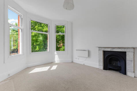 Flat 5, 7 Parklands, Surbiton, Surrey, KT5 8EA