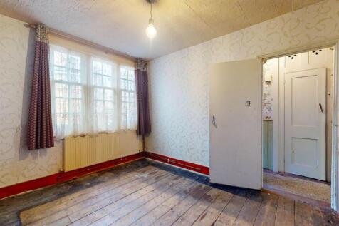 134 Peabody Cottages, Rosendale Road, Herne Hill, London, SE24 9DR