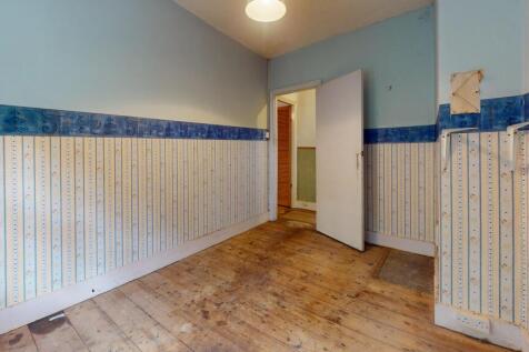 134 Peabody Cottages, Rosendale Road, Herne Hill, London, SE24 9DR