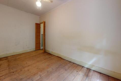 134 Peabody Cottages, Rosendale Road, Herne Hill, London, SE24 9DR