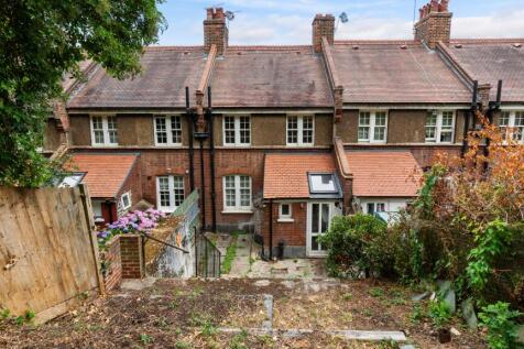 134 Peabody Cottages, Rosendale Road, Herne Hill, London, SE24 9DR