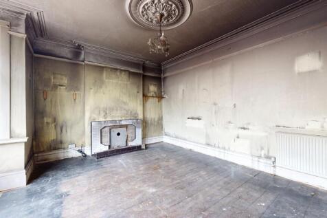 9 Arragon Gardens, Streatham, London, SW16 5LY