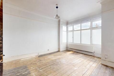 9 Arragon Gardens, Streatham, London, SW16 5LY