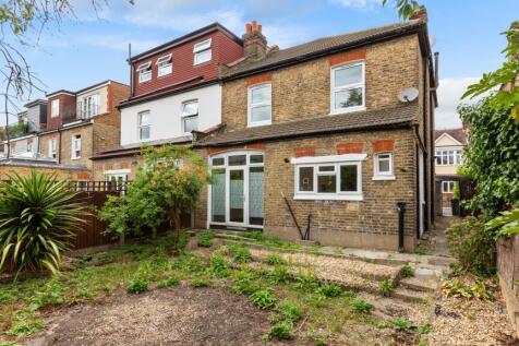 9 Arragon Gardens, Streatham, London, SW16 5LY