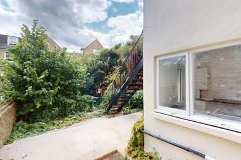 Flat A 41 Alvington Crescent, Hackney, London, E8 2NN