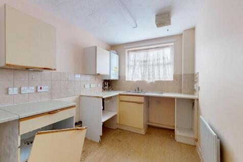 16 Longfellow Road, Walthamstow, London, E17 8DP