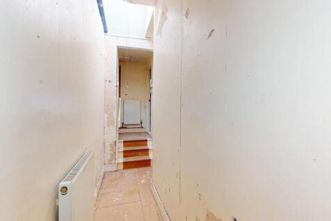 Flat C 1 Linthorpe Road, Stamford Hill, London, N16 5RE