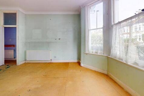 Flat A, 71 George Lane, Lewisham, London, SE13 6HN