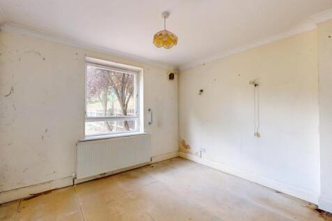 Flat A, 71 George Lane, Lewisham, London, SE13 6HN