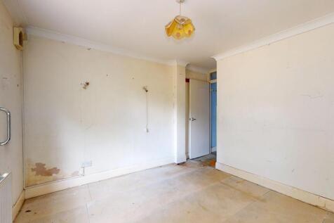 Flat A, 71 George Lane, Lewisham, London, SE13 6HN