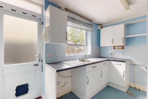 Flat A, 71 George Lane, Lewisham, London, SE13 6HN