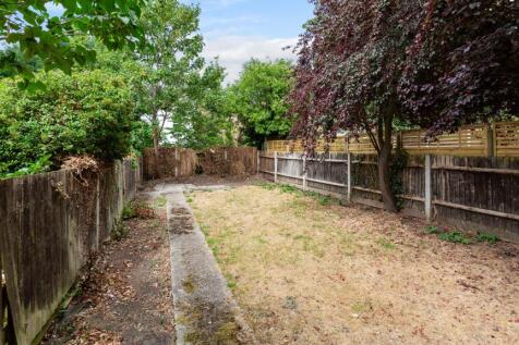 Flat A, 71 George Lane, Lewisham, London, SE13 6HN