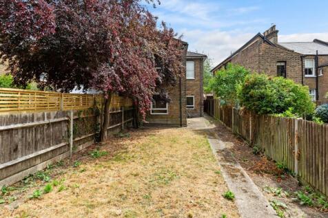 Flat A, 71 George Lane, Lewisham, London, SE13 6HN
