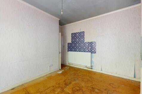 First Floor Flat, 8 Wycliffe Road, Wimbledon, London, SW19 1ER