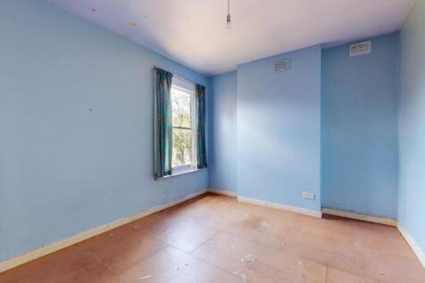 First Floor Flat, 8 Wycliffe Road, Wimbledon, London, SW19 1ER