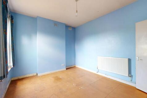 First Floor Flat, 8 Wycliffe Road, Wimbledon, London, SW19 1ER