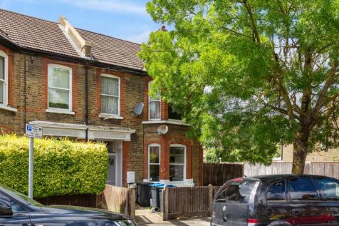 First Floor Flat, 8 Wycliffe Road, Wimbledon, London, SW19 1ER