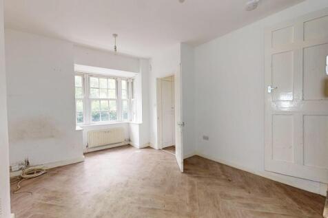 65 Henchman Street, Acton, London, W12 0BW