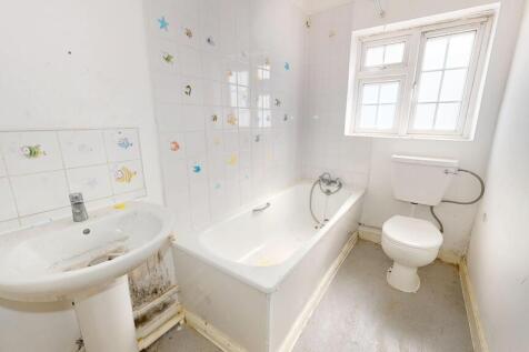 65 Henchman Street, Acton, London, W12 0BW