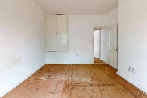 65 Henchman Street, Acton, London, W12 0BW