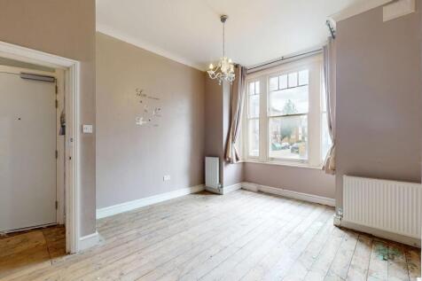 Flat A, 24 Atherfold Road, Clapham, London, SW9 9LW
