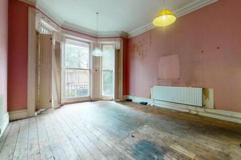 Flat 4, 35 Pembridge Square, Notting Hill, London, W2 4DT