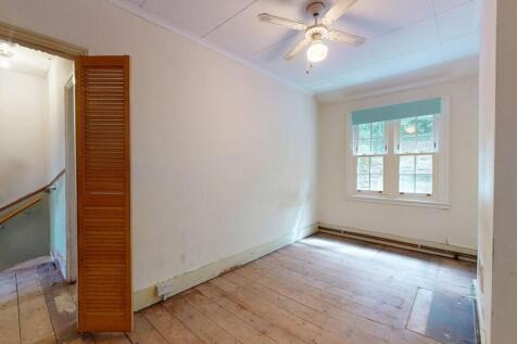 134 Peabody Cottages, Rosendale Road, Herne Hill, London, SE24 9DR