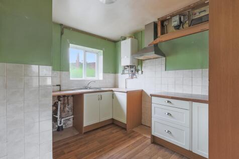 35 Queens Drive, Stroud, Gloucestershire, GL5 4NB