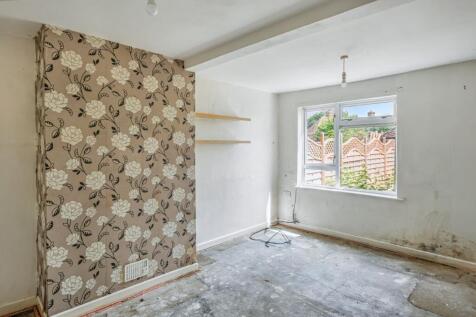 47 New Close Terrace, Stoke Sub Hamdon, Somerset, TA14 6QH