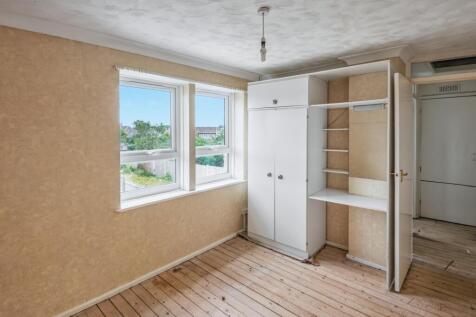 23 Thurlocks,Tintinhull, Yeovil, Somerset, BA22 8QE