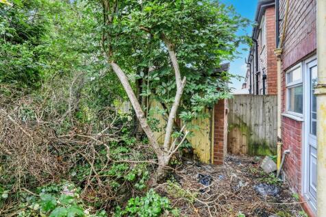 73 Mavis Road, Birmingham, B31 2SB