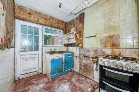 73 Mavis Road, Birmingham, B31 2SB