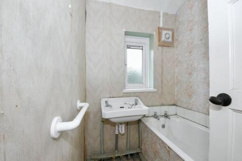 79 Darwin Road, Walsall WS2 7EP