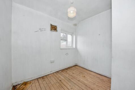 79 Darwin Road, Walsall WS2 7EP