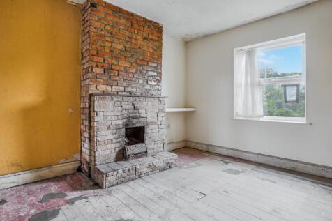 Lyndhurst, Prescot Road, Melling, Liverpool, L31 1AW