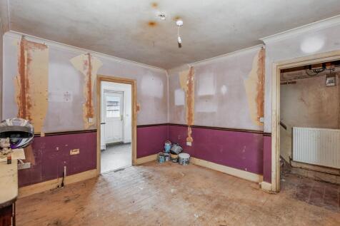 43 Upper Kings Avenue, Higham Ferrers, Wellingborough NN10 8JZ