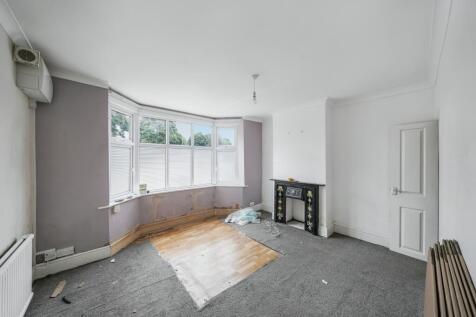 26 Wolf Lane, Windsor, SL4 4HY