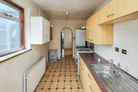 330 Watford Way, Hendon, London NW4 4UY