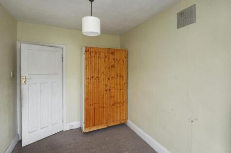 330 Watford Way, Hendon, London NW4 4UY