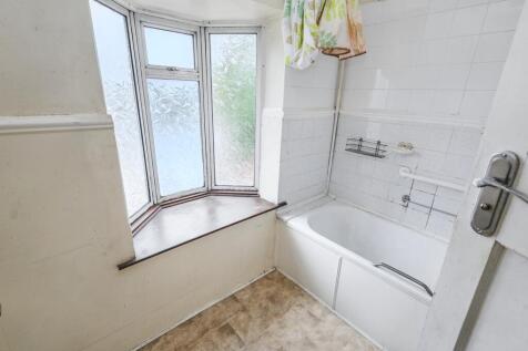 330 Watford Way, Hendon, London NW4 4UY